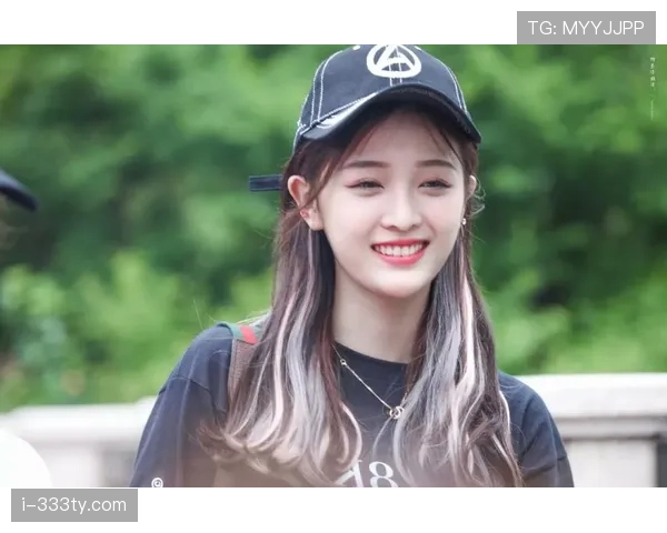 程语轩这日常倒像翻车现场，穿得比明星还招摇，球场上一秒正经、生活里秒变街头霸王？