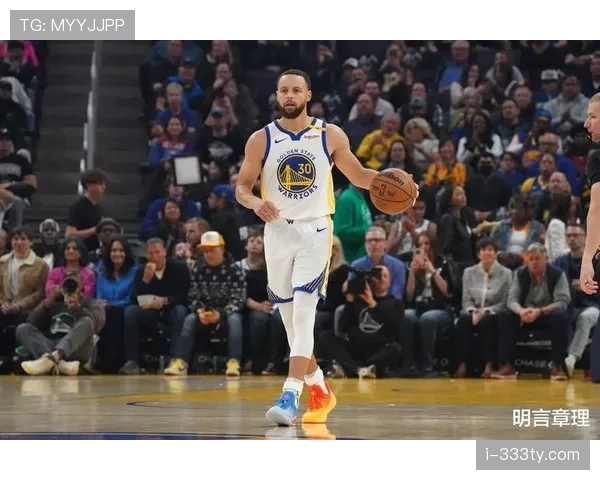 库里三分命中率持续攀升拉开与汤普森的差距