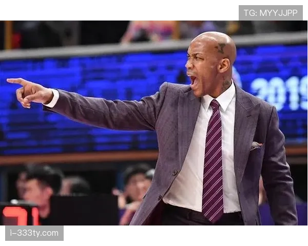 伊萨克的对抗能力短板如何制约其战术适配性？