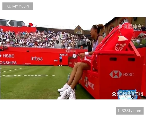 郑钦文中场休息秒变大型美妆柜台，跟比赛一秒没半毛钱关系吧？